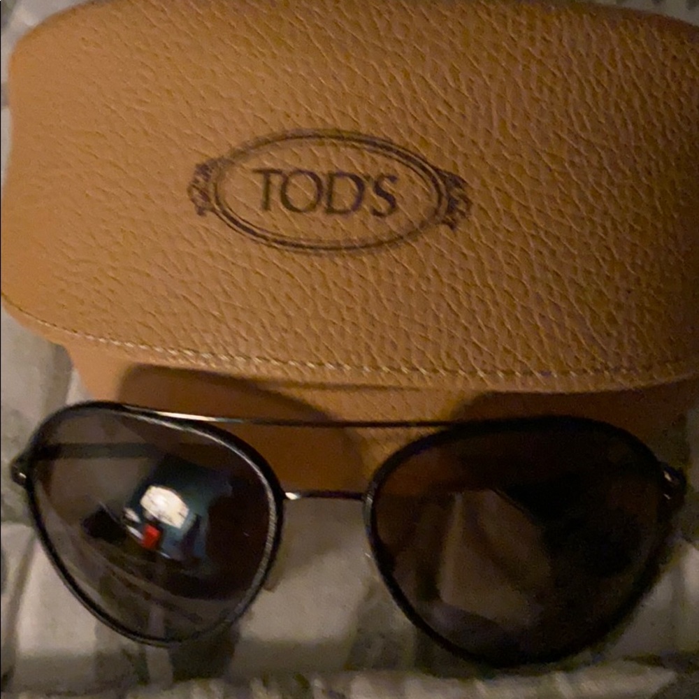 Tod’s aviator shades